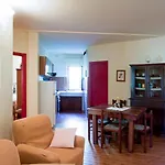 L'olivo By Interhome شقة